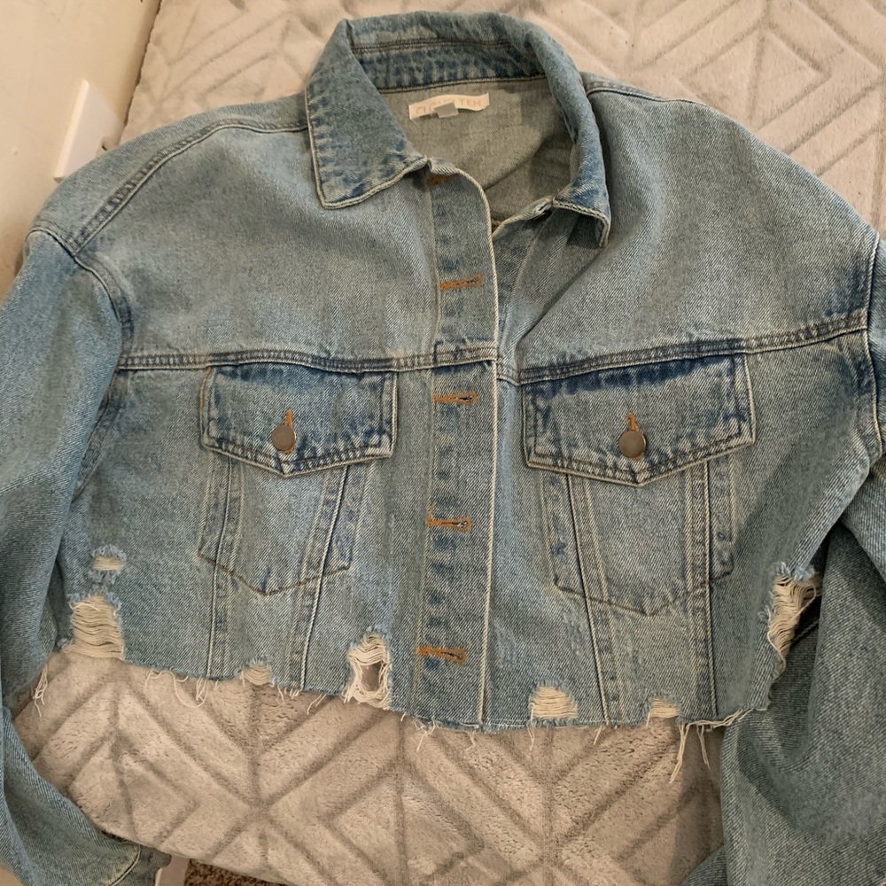 Denim ripped jacket